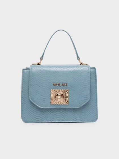 nolah-avery-baby-blue-bag-omou-xiasti